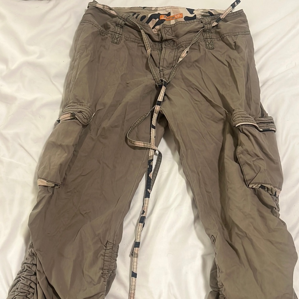 Y2k camo pants